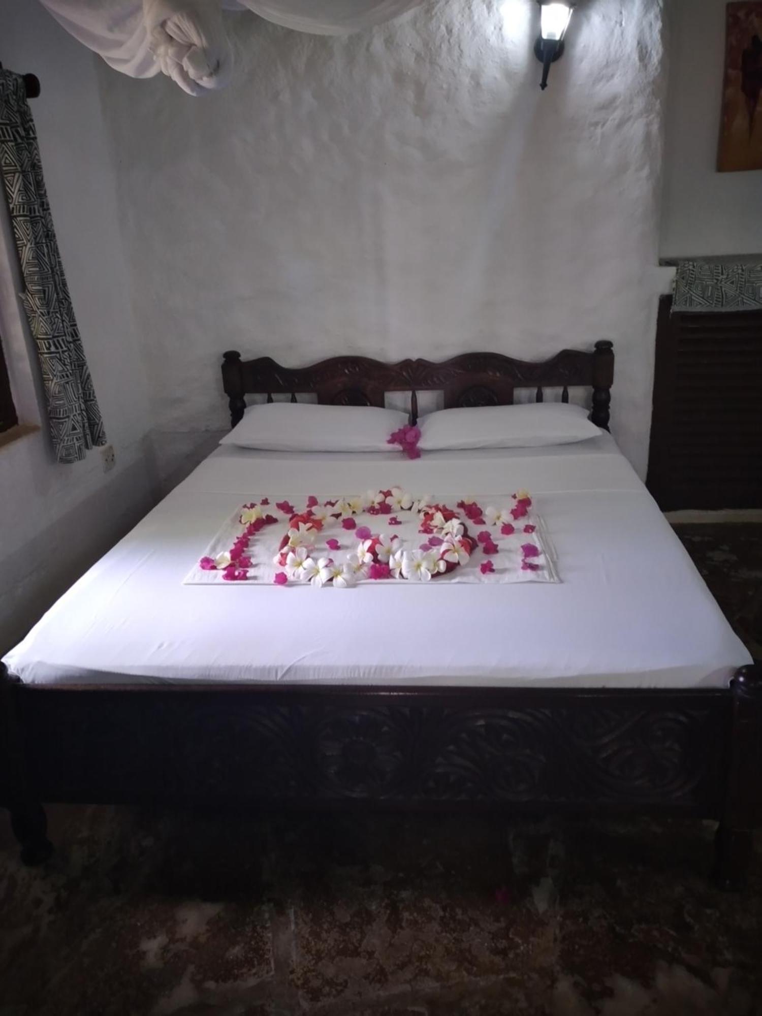 Diani Banda Cottages Diani Beach Δωμάτιο φωτογραφία