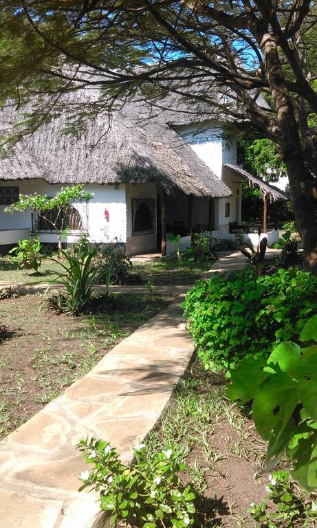 Diani Banda Cottages Diani Beach Εξωτερικό φωτογραφία